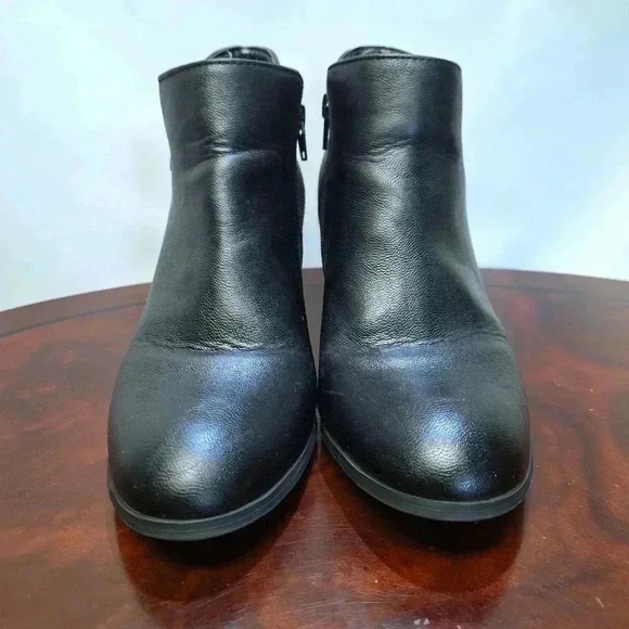 Style & Co. Ankle Boots Heels Womens Black Leather Side Zipper SNC Masrina 9.5M - Picture 10 of 16